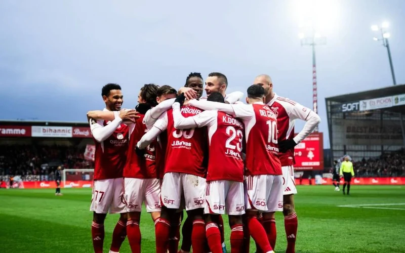 stade-brestois-geriausi-autsaideriai stade-brestois-geriausi-autsaideriai